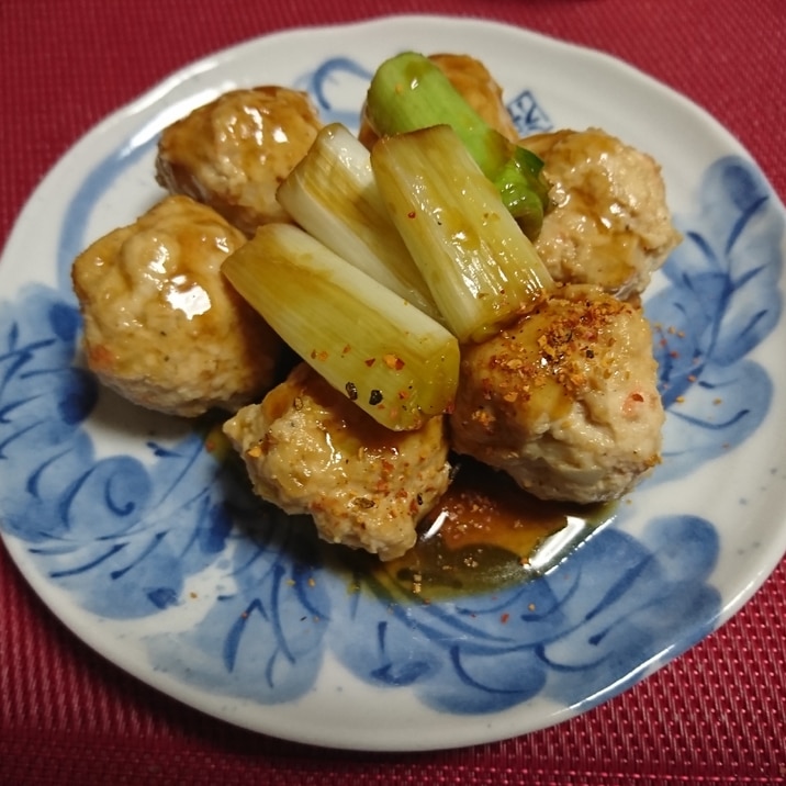 ピリッと鶏団子の照り焼き レシピ 作り方 By ビッグさん 楽天レシピ ピリッと鶏団子の照り焼き レシピ 作り方 By ビッグさん 楽天レシピ